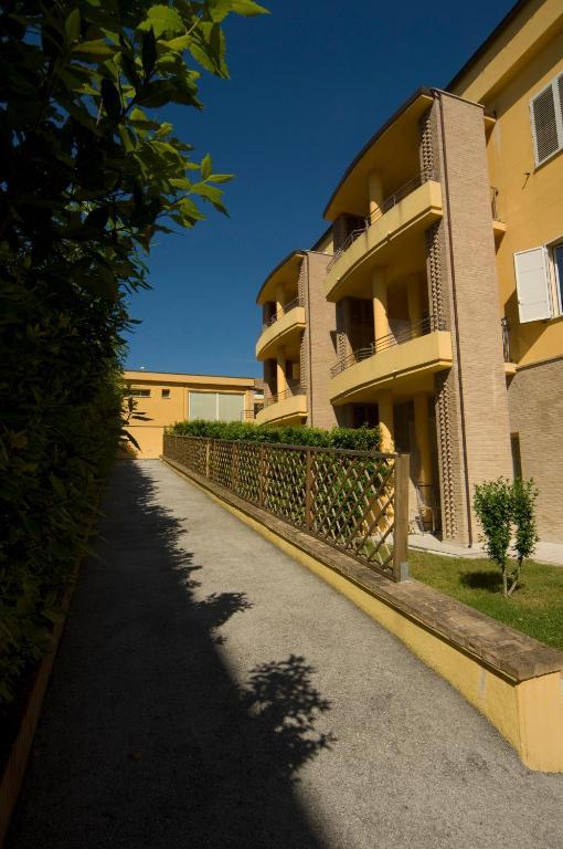 Hotel Residence Il Conero 2 Numana Exterior foto