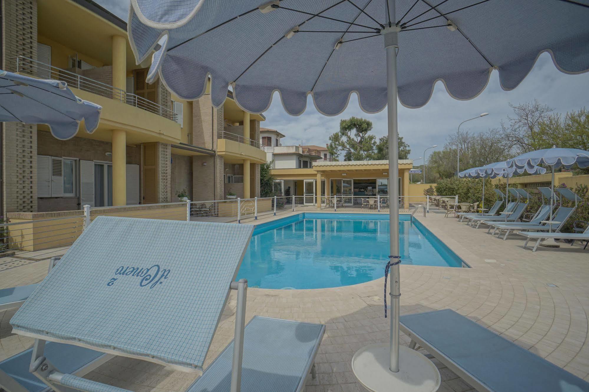 Hotel Residence Il Conero 2 Numana Exterior foto